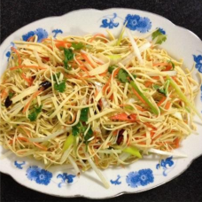 21. Салат из сухого тофу 拌干豆腐